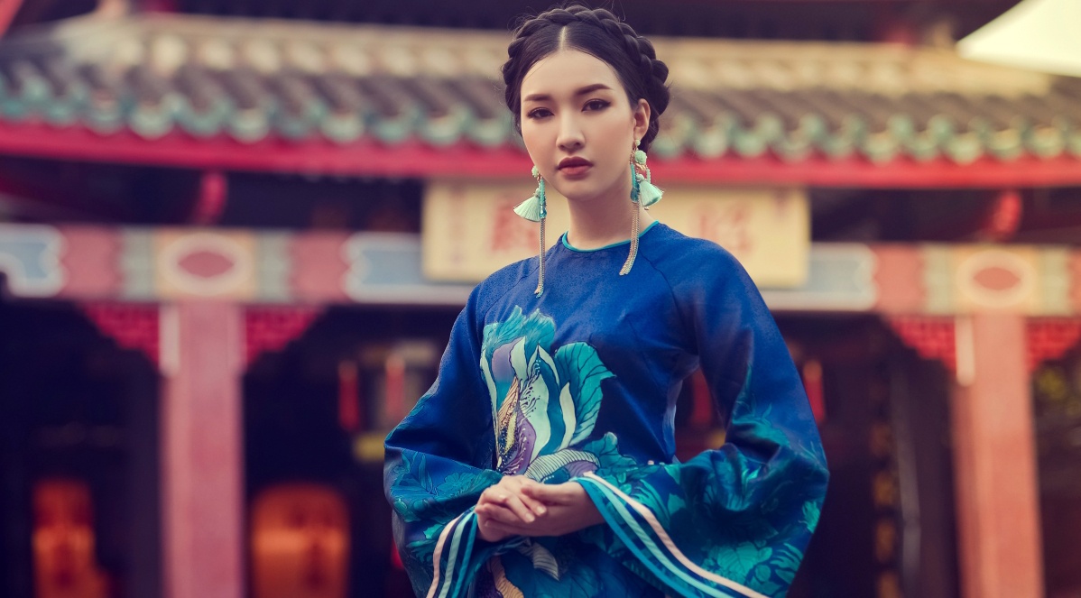Hoa khoi Du lich Hue 2016 duyen dang ao dai hoa sen Dai noi hinh anh