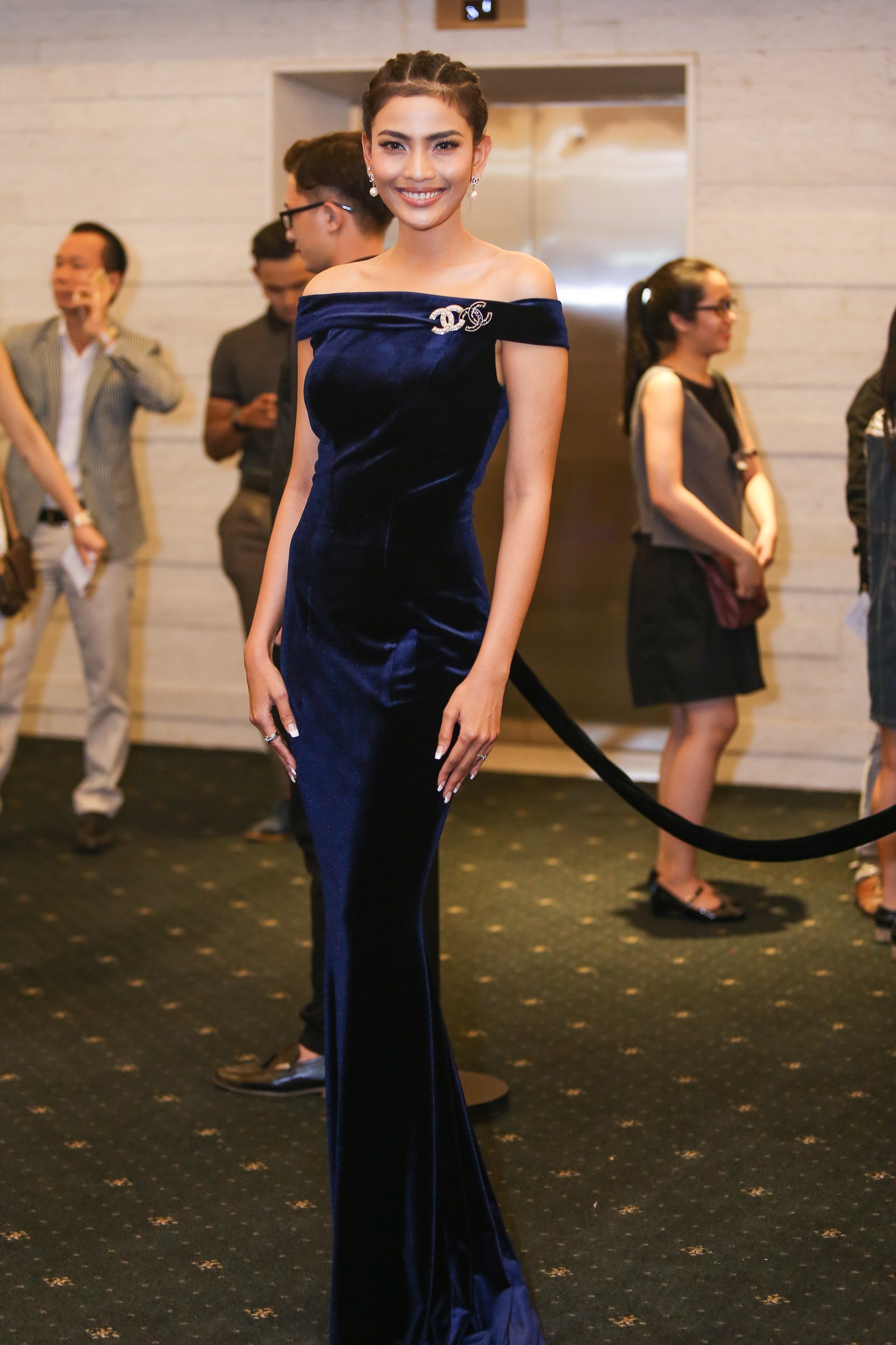 Dan sao Viet khoe phong cach anh 7