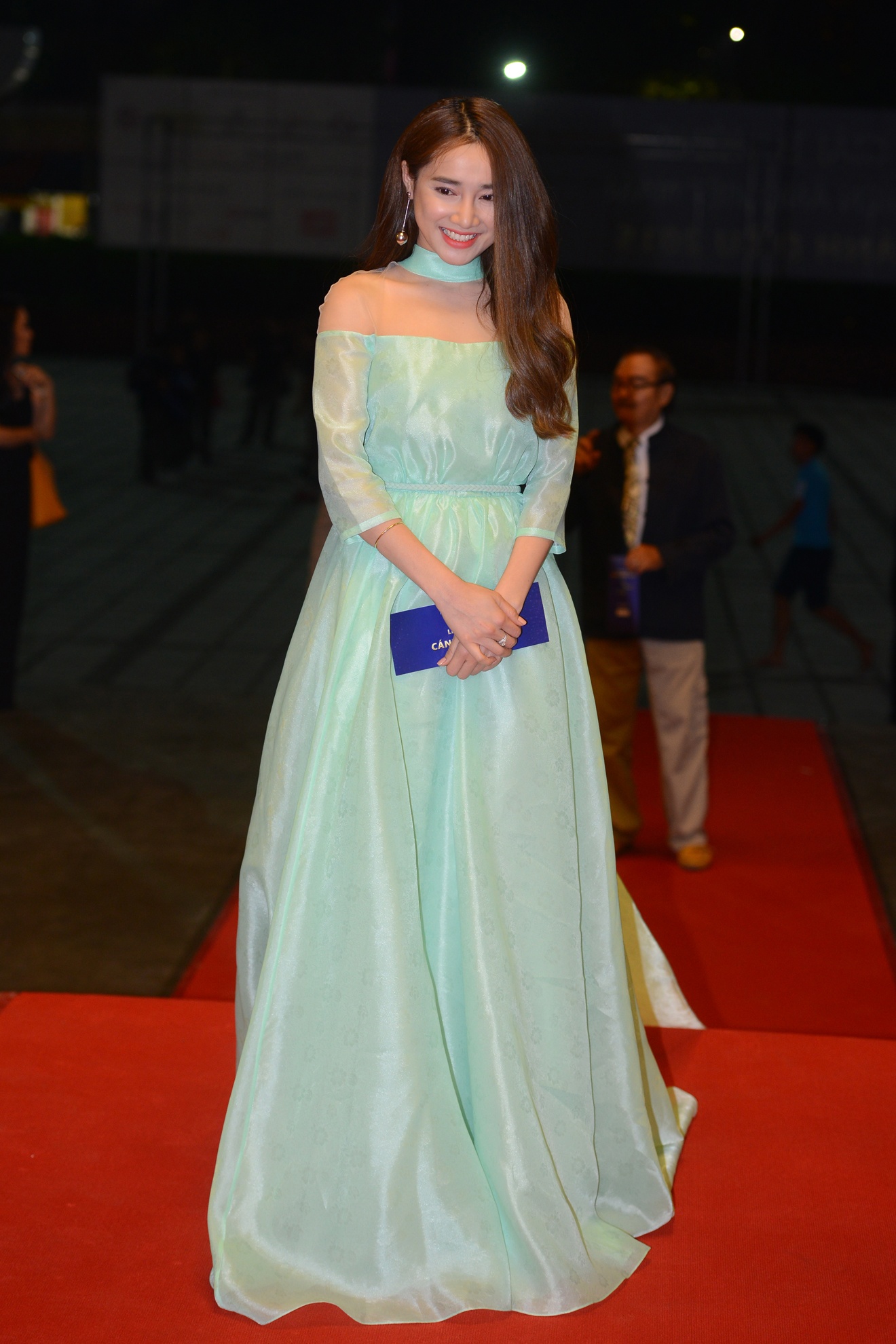 Sao Viet mac dep trong tuan anh 1