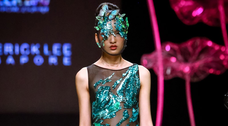 Tuan le thoi trang: Vay ao cong kenh lam kho mau Viet hinh anh