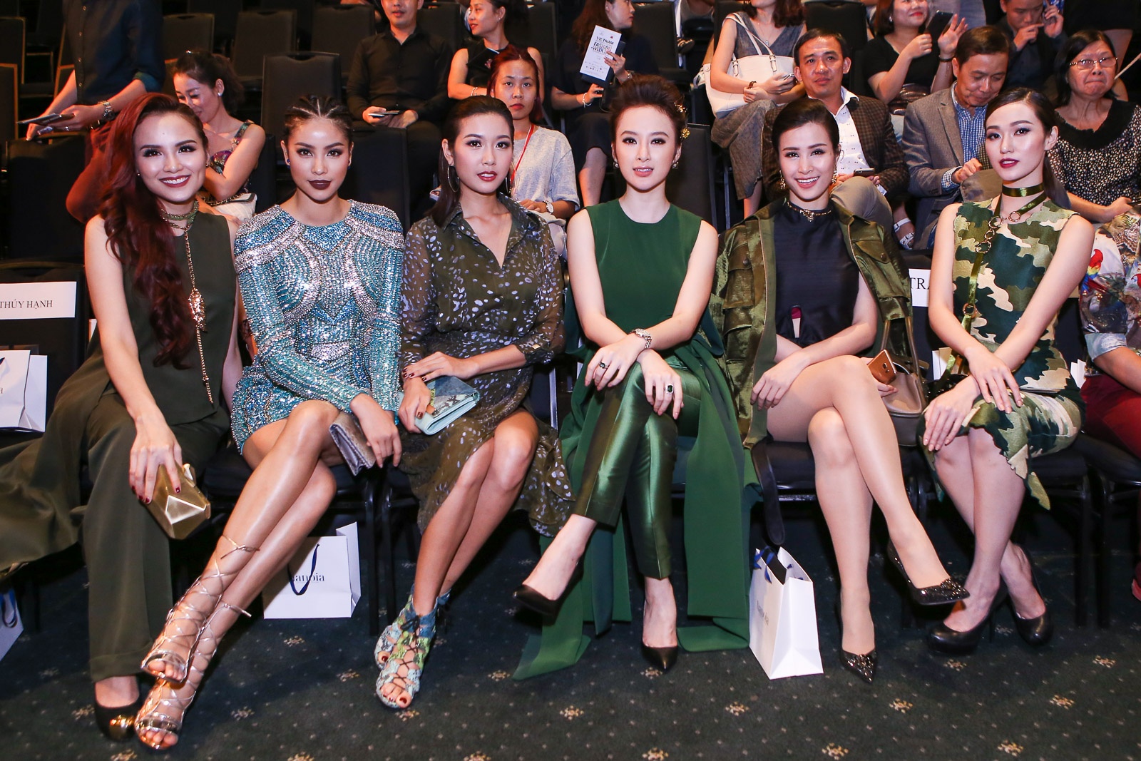 Pham Huong do sac Dang Thu Thao anh 6