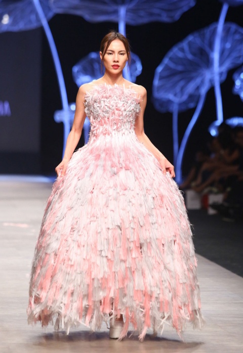 12 thiet ke an tuong o Tuan le thoi trang xuan he anh 8