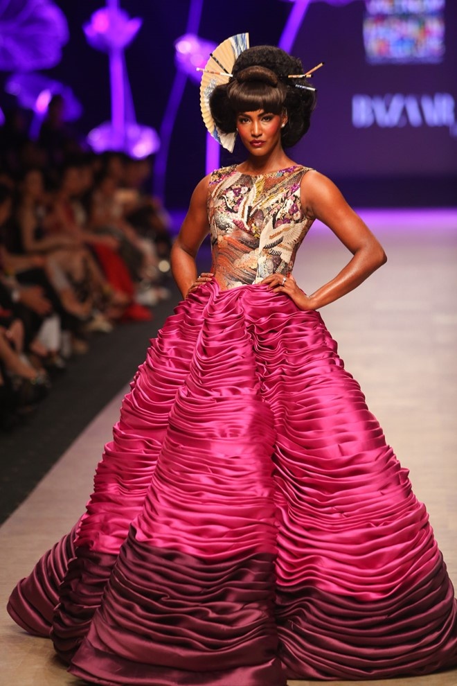 12 thiet ke an tuong o Tuan le thoi trang xuan he anh 9