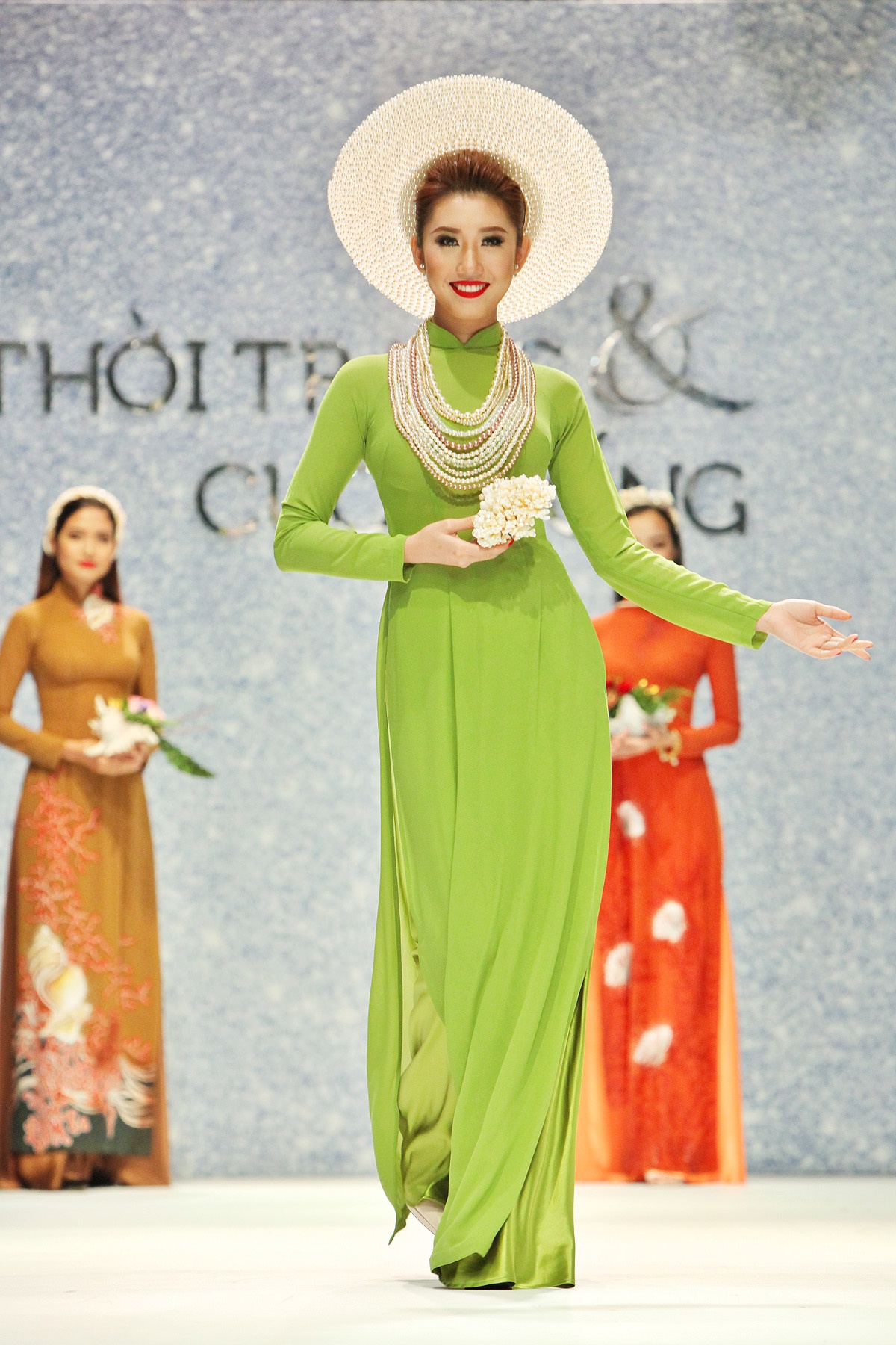 Thoi trang va cuoc song thang 4 anh 7