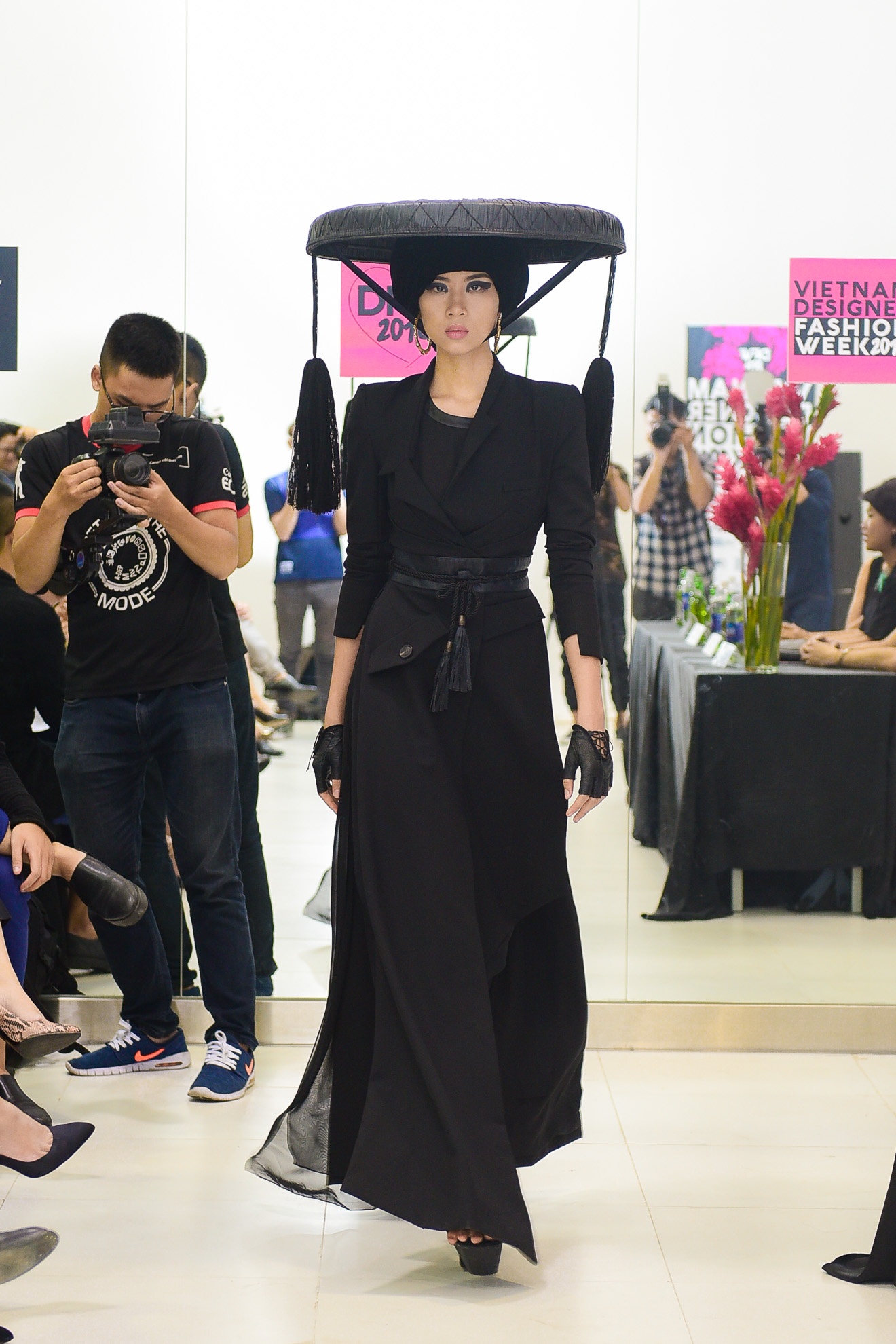 Phuong Mai mac goi cam anh 9