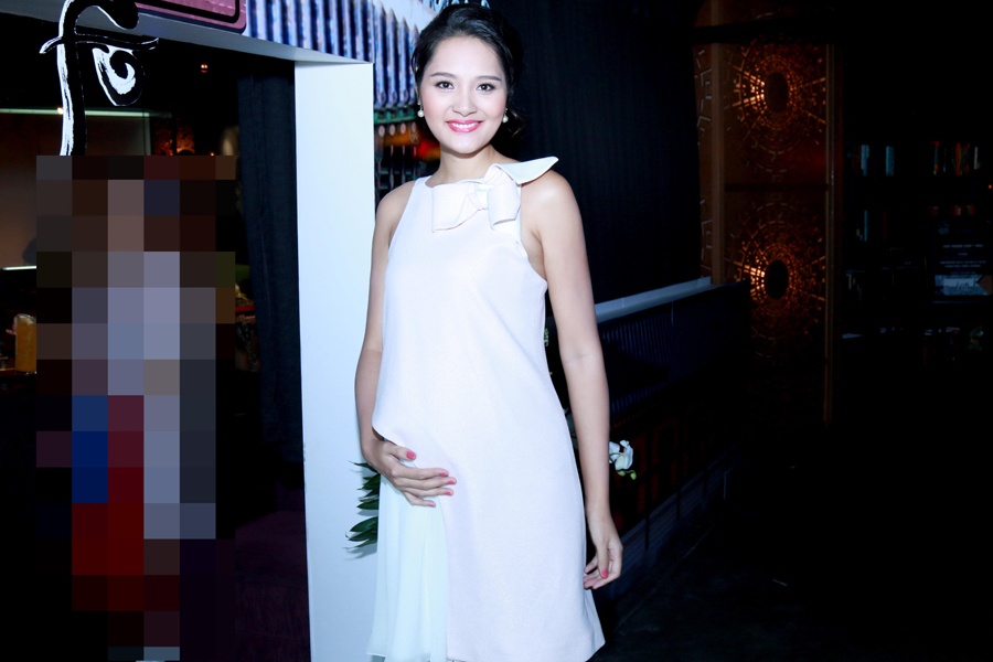 Huong Giang mang bau lan hai anh 1