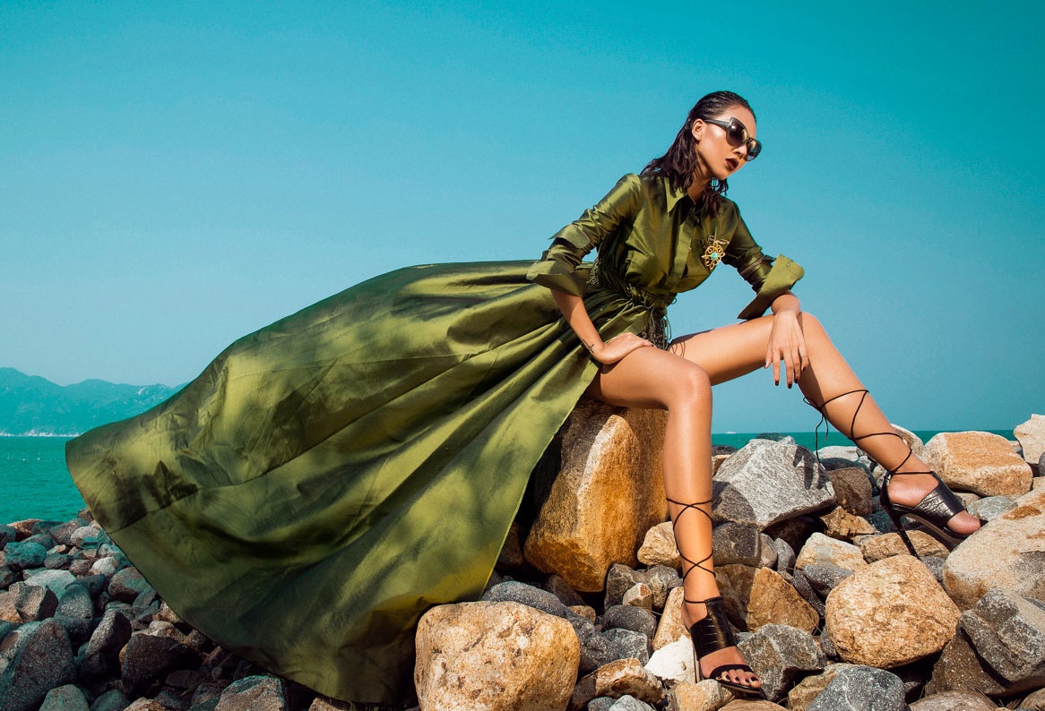 Bo suu tap moi cua Le Thanh Hoa anh 2