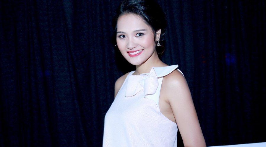 Hoa hau Huong Giang khoe bung bau 7 thang hinh anh