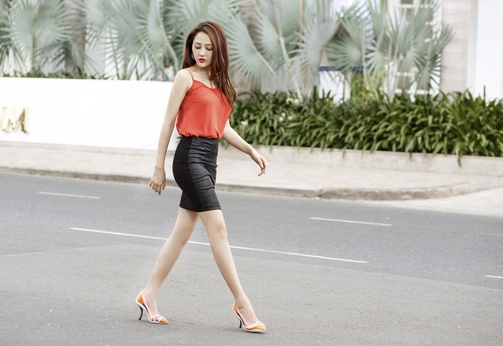 Street style cuoi tuan cua sao Viet anh 10