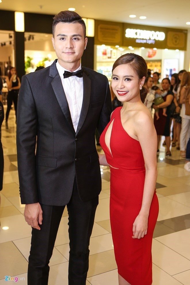 Vĩnh Thụy bị đồn yêu Hoàng Thùy Linh ảnh 2 Vinh Thuy bi don yeu Hoang Thuy Linh anh 2