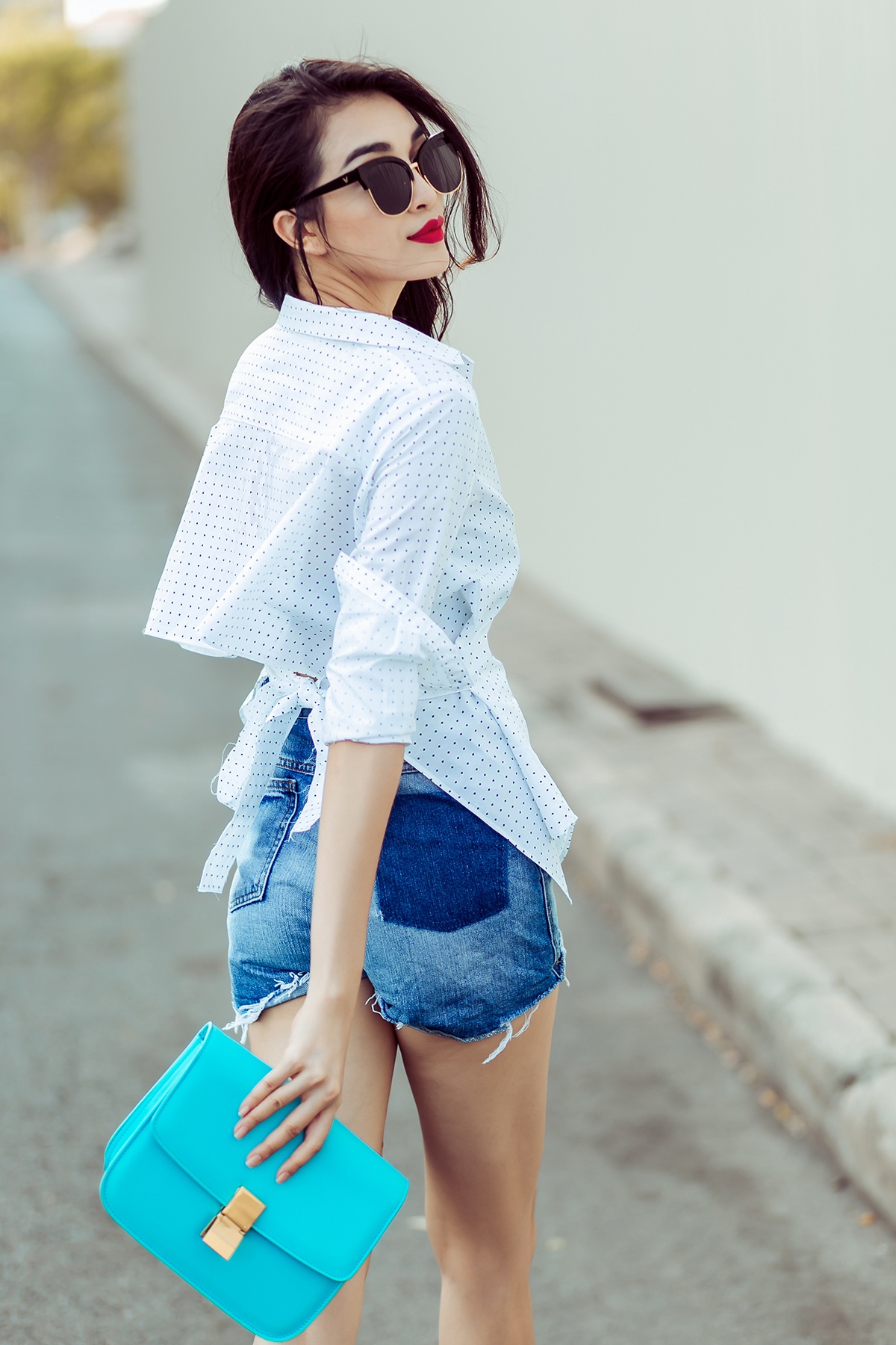 Á hậu Lệ Hằng khoe chân dài trên phố ảnh 5 A hau Le Hang khoe chan dai tren pho anh 5