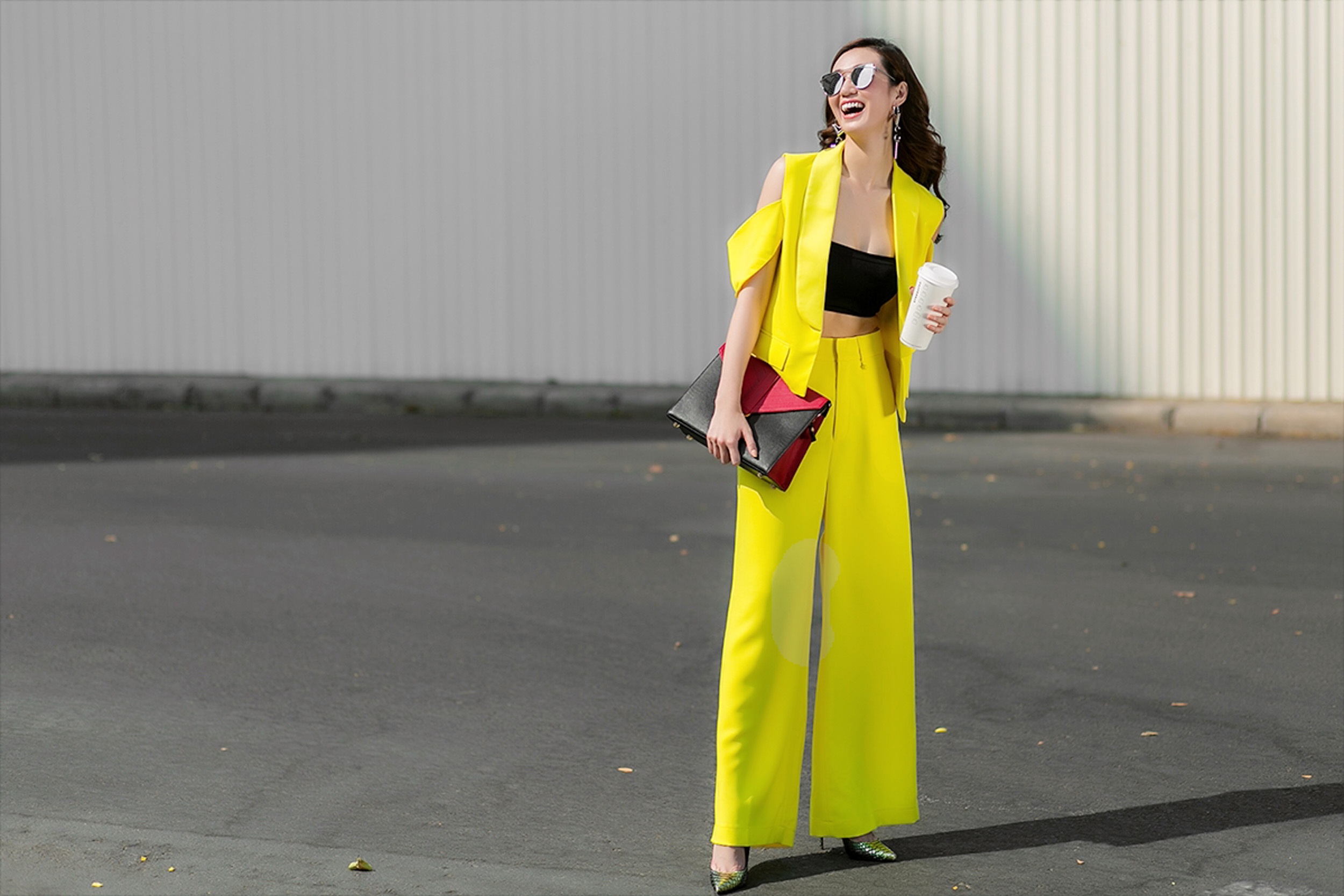 Khanh My khoe duong cong anh 3