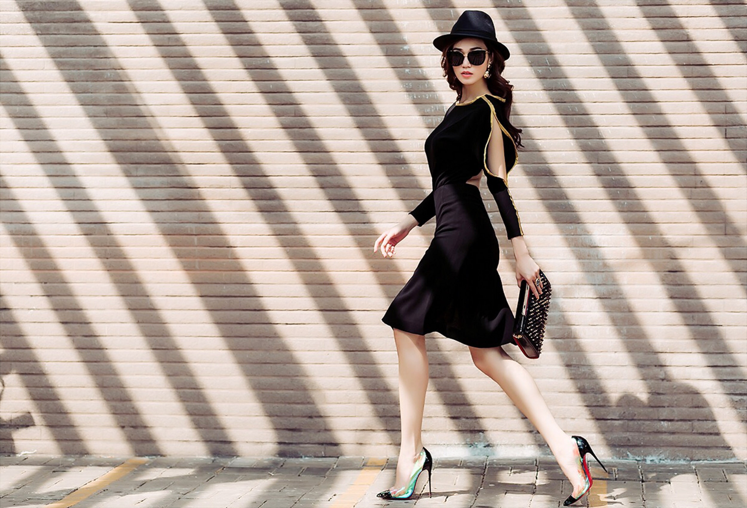 Khanh My khoe duong cong anh 5