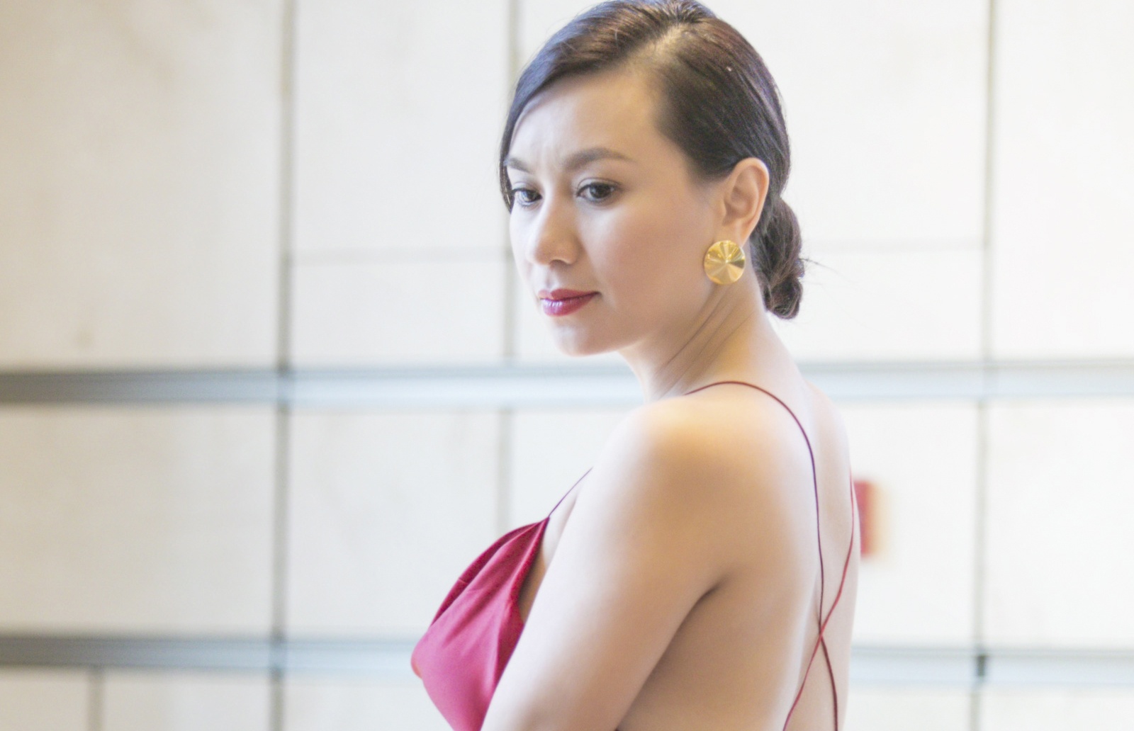 Y Phung: 'Chua gap lai Ly Hung vi so ban gai anh ghen' hinh anh