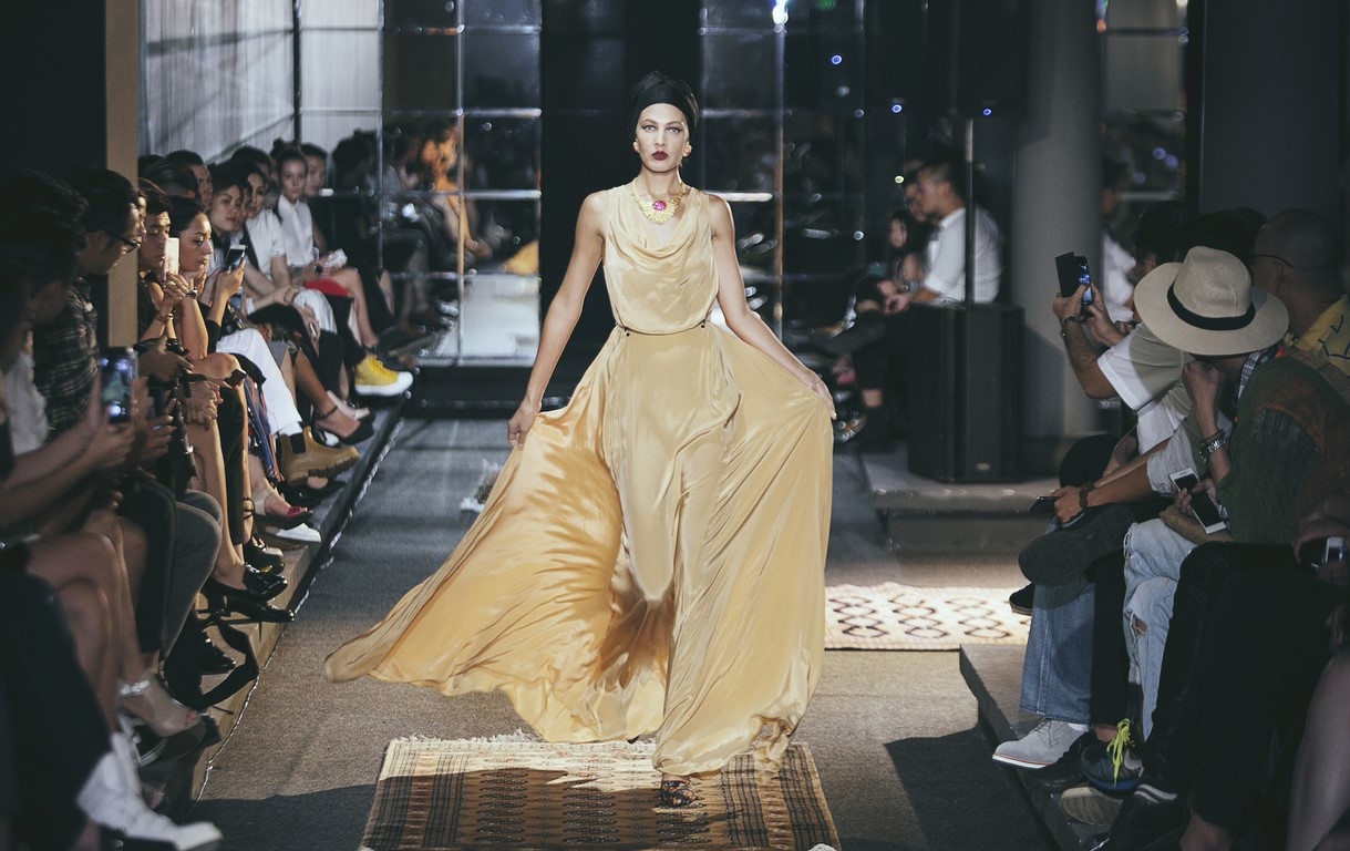 Dan mau an tuong trong show cua Li Lam anh 7