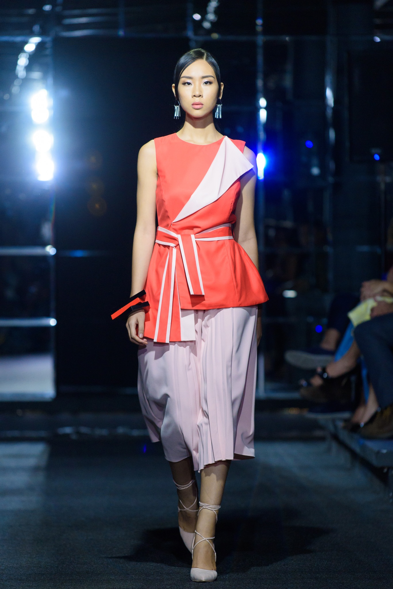 Diem Huong tai xuat san dien anh 5