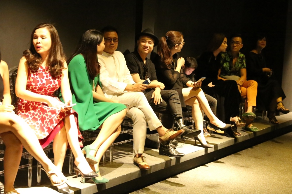 Con trai Ha Kieu Anh dien thoi trang anh 1