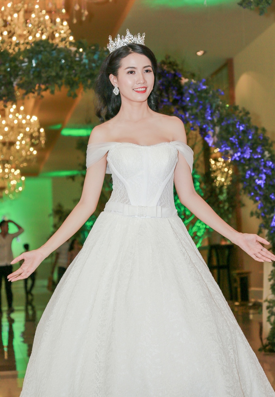 Doan Thanh Tai tinh tu ben Phan Thi Mo anh 7