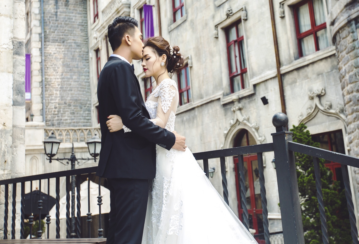 Anh cuoi cua Linh Phi Quang Tuan anh 1