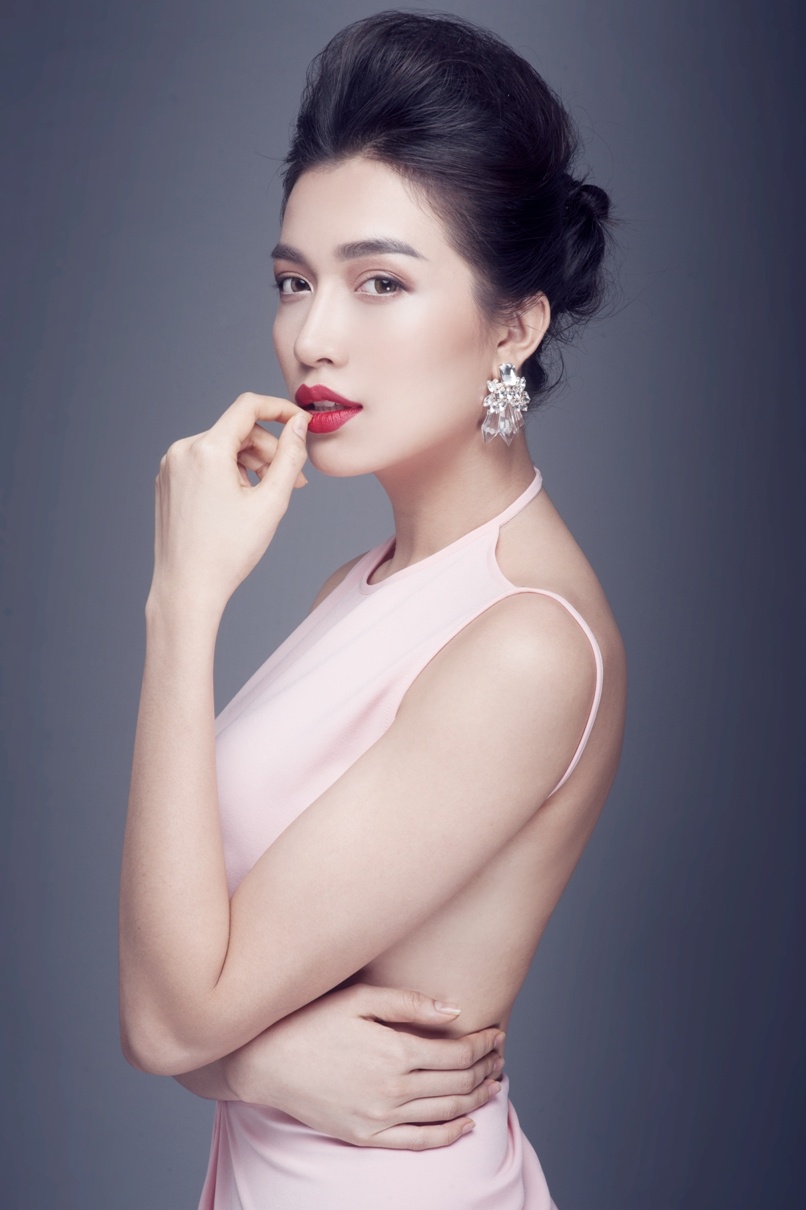 Lệ Hằng quyến rũ đầm dạ hội ảnh 1 Le Hang quyen ru dam da hoi anh 1