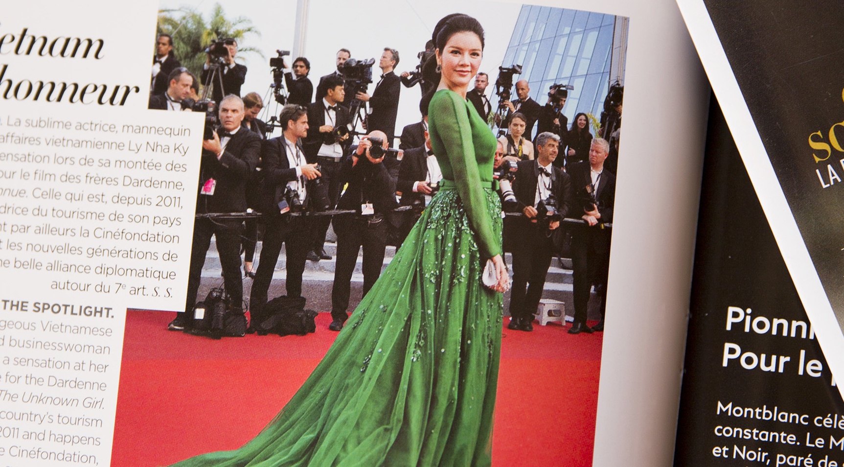 Tap chi Phap dua tin ve Ly Nha Ky hinh anh