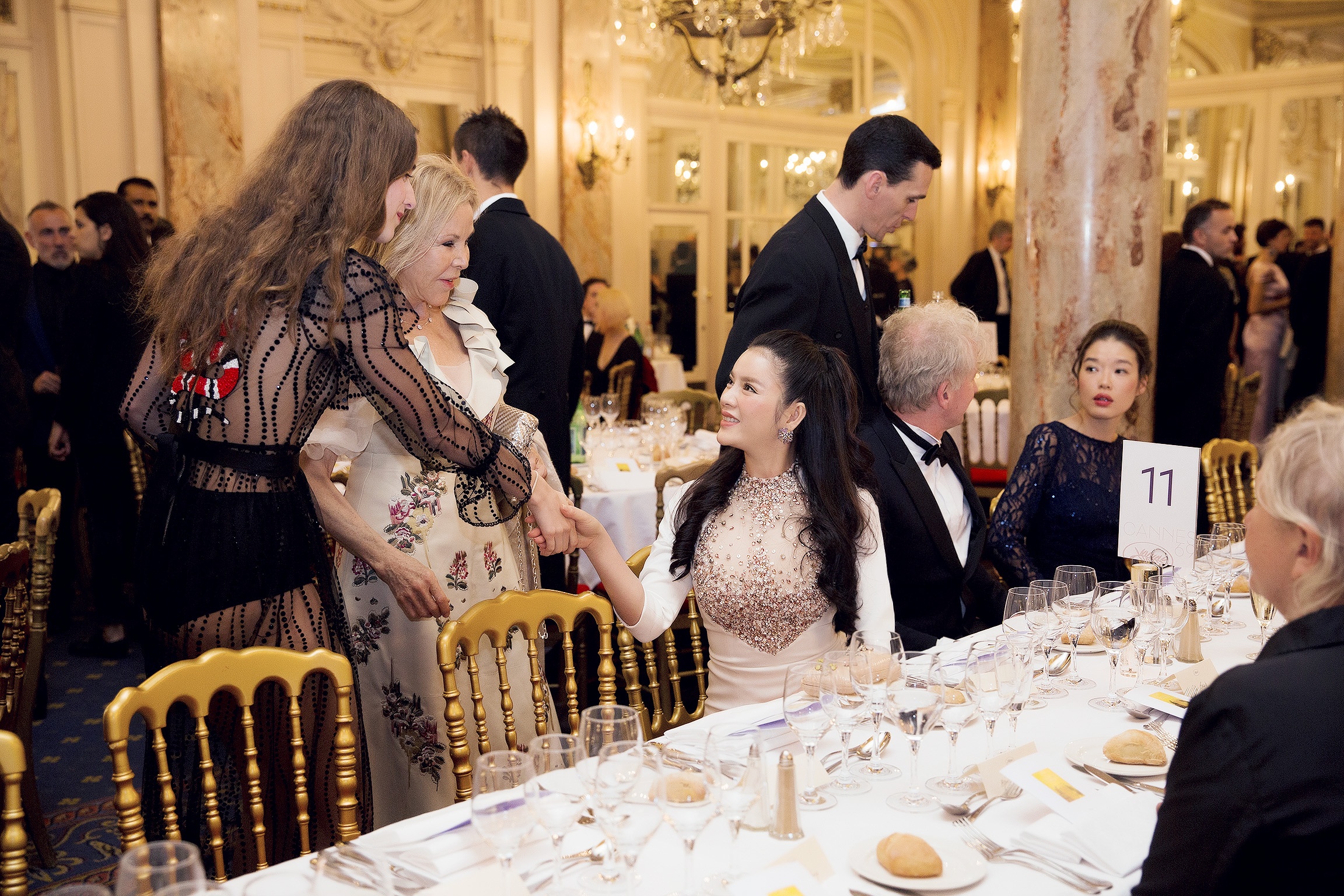 Ly Nha Ky du tiec o Cannes anh 2