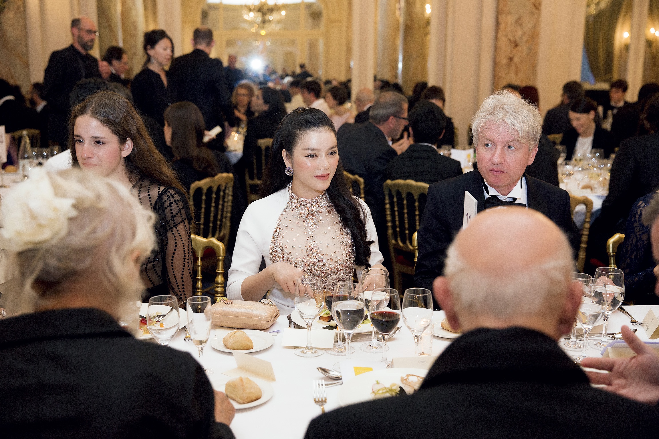 Ly Nha Ky du tiec o Cannes anh 3