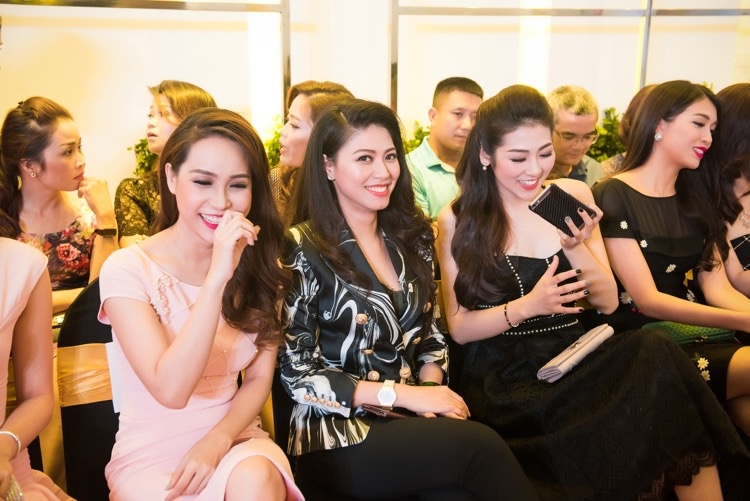 Tu Anh quyen ru o su kien anh 7