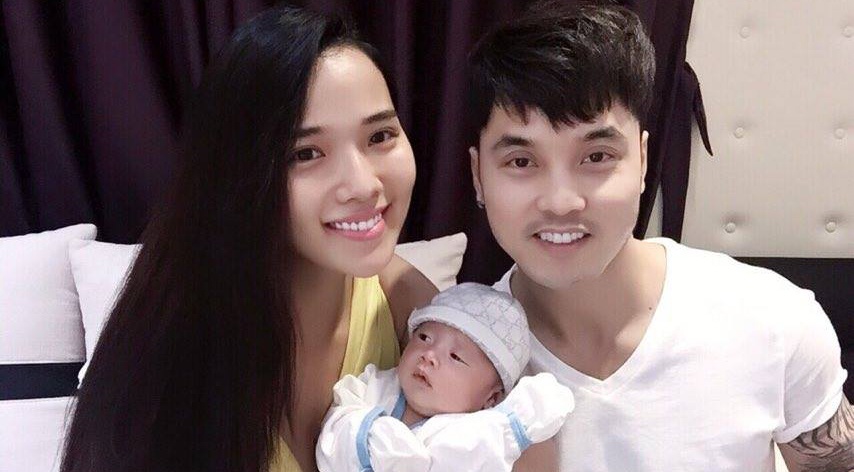 Ung Hoang Phuc va cau chuyen con chung, con rieng hinh anh