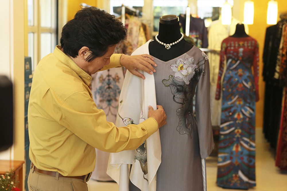 Tong thong Obama sang Viet Nam anh 2