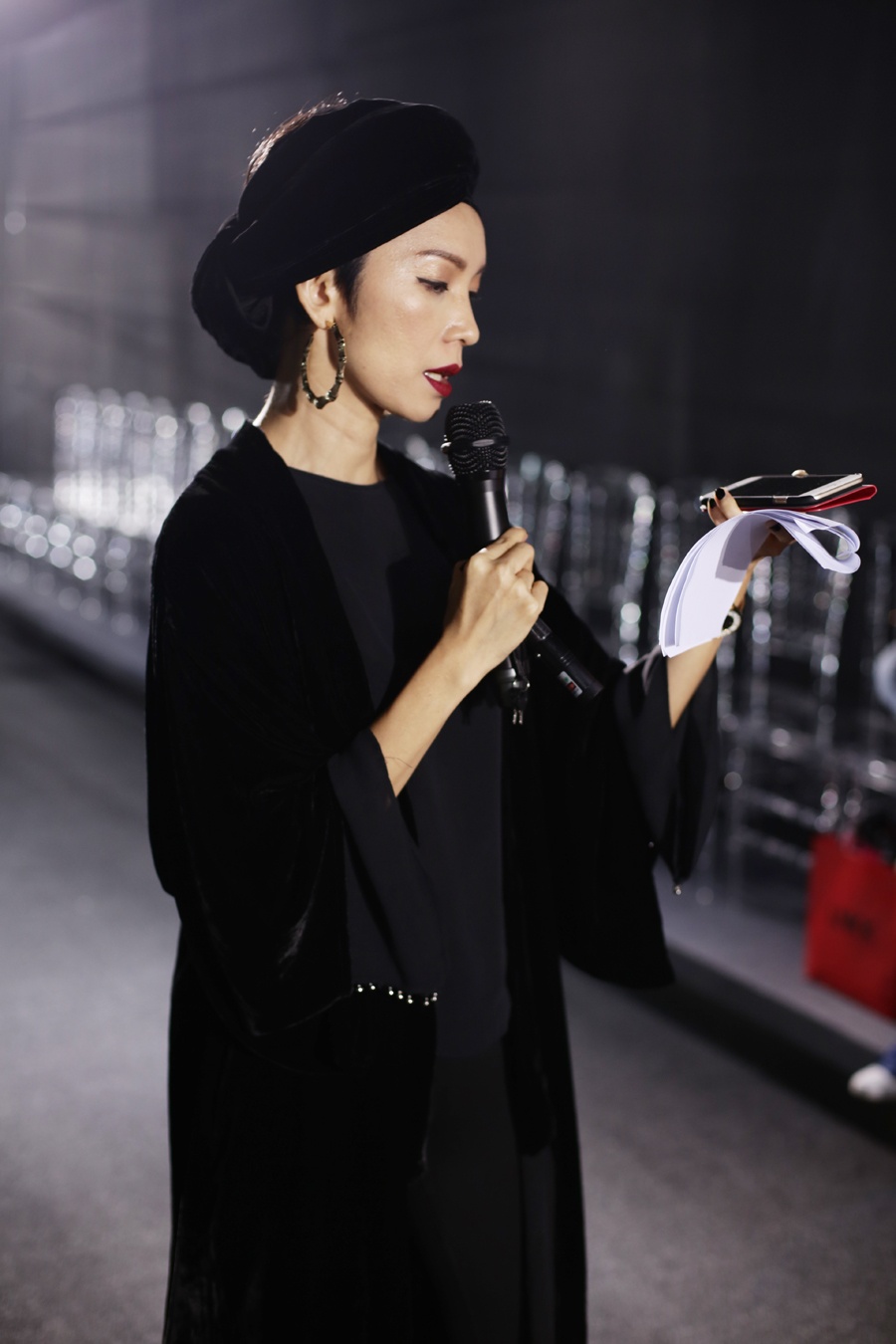 Xuan Lan khong co don anh 1