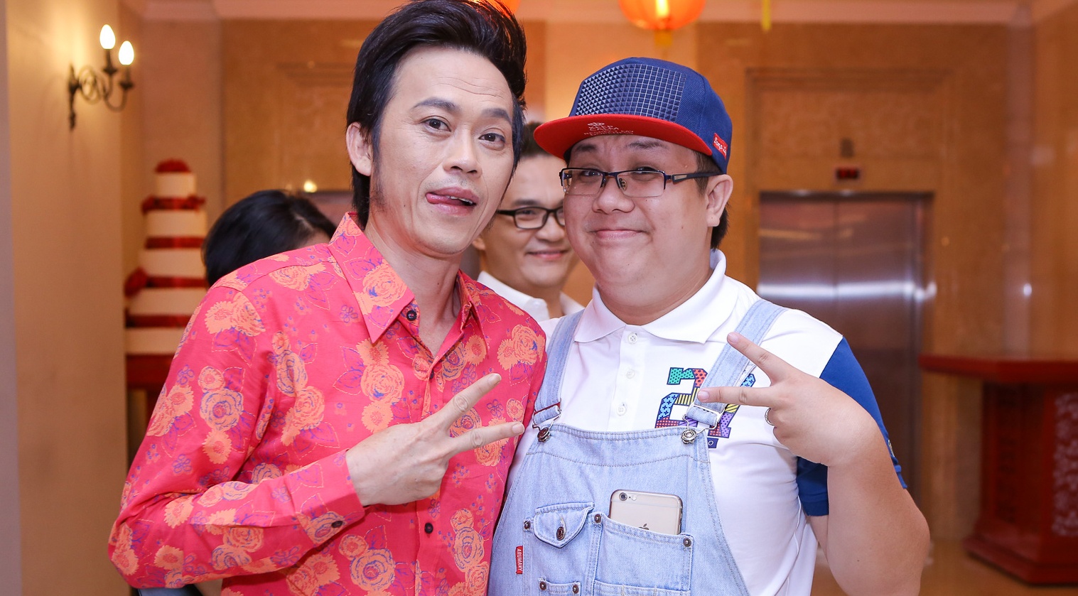 Hoai Linh lam giam khao Thu tai sieu nhi vi thich tre con hinh anh