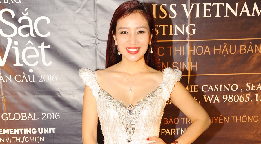 Thu Huong sang My casting thi sinh Hoa hau Ban sac Viet hinh anh