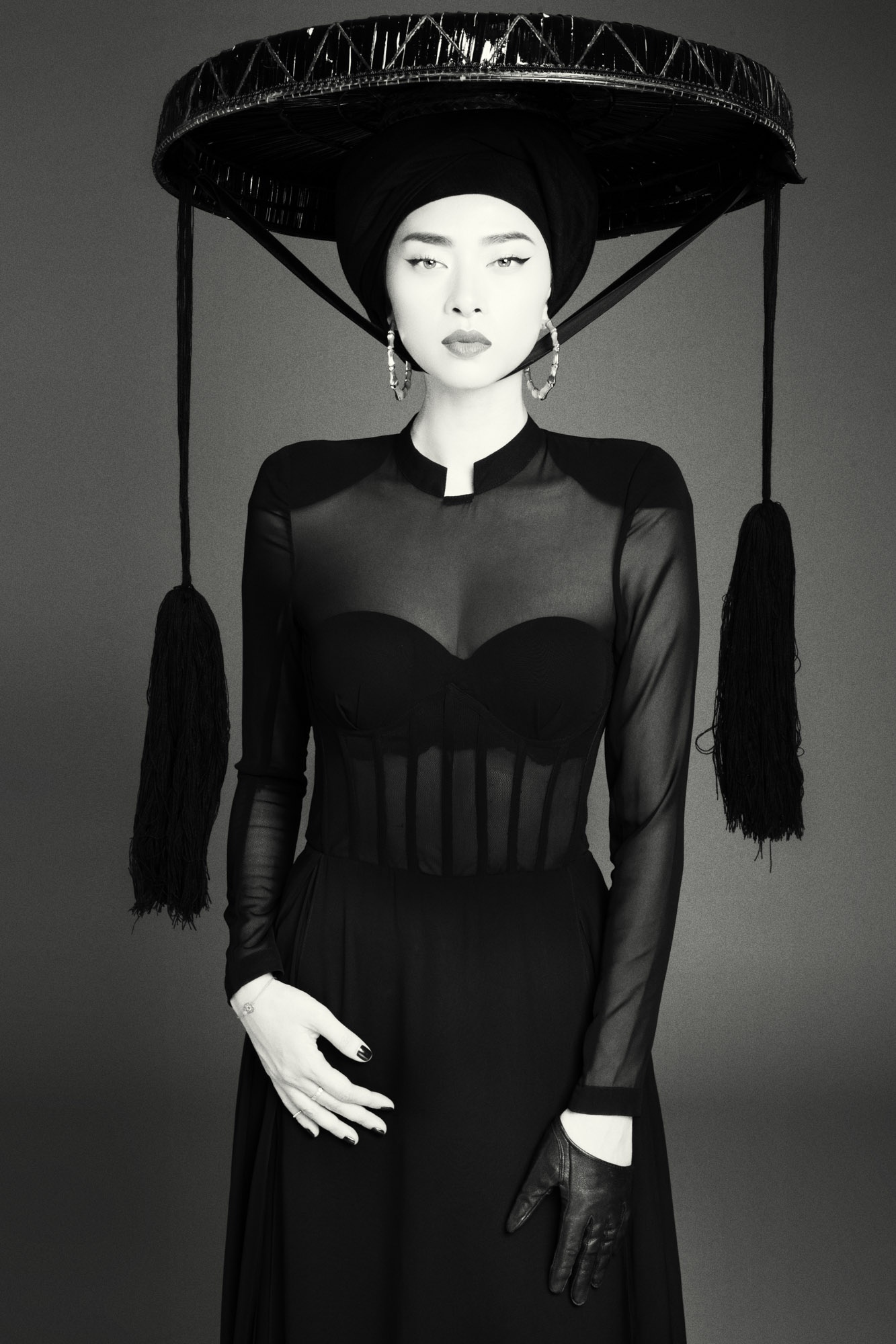 Ngo Thanh Van doi non quai thao anh 1