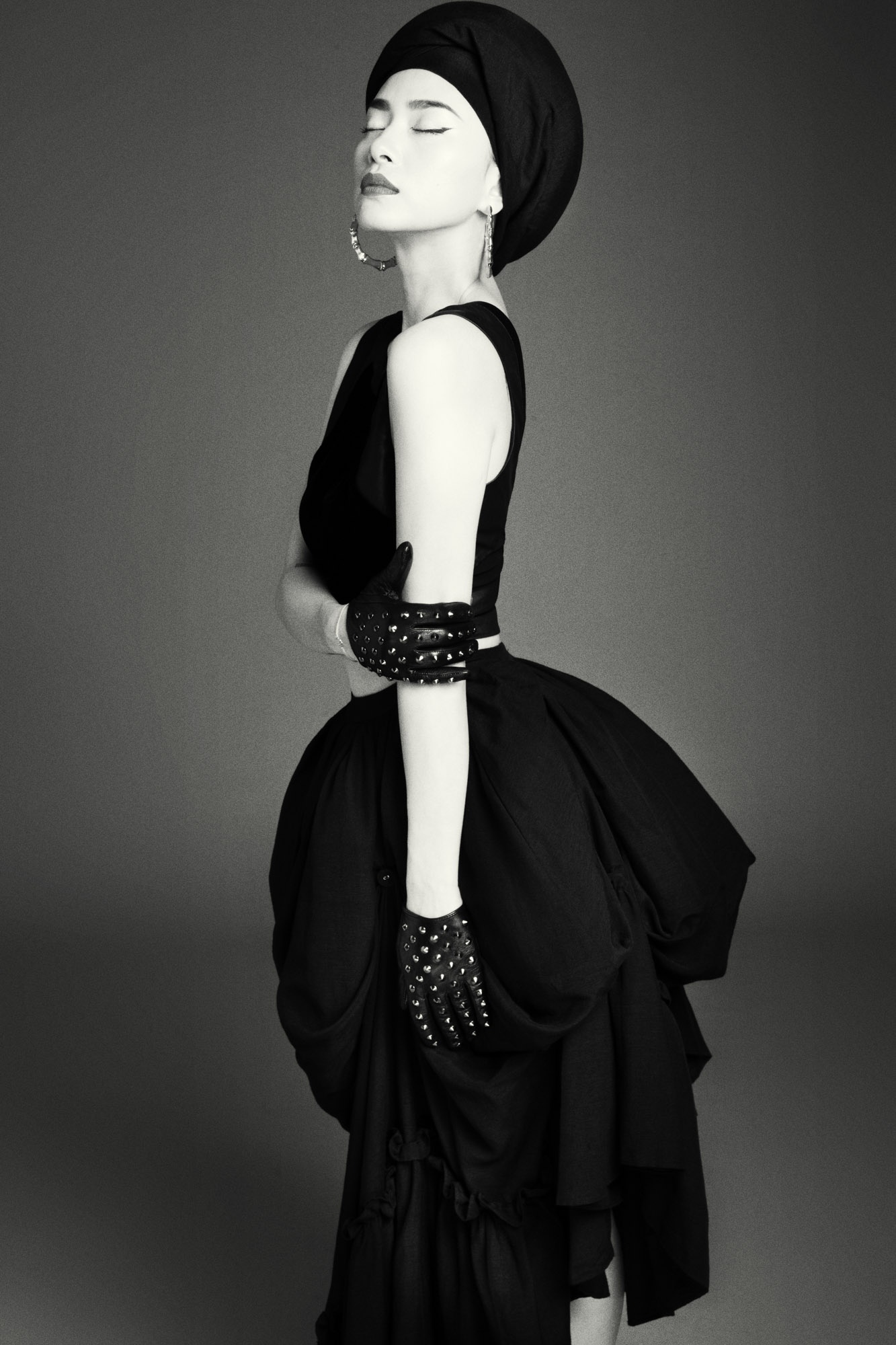 Ngo Thanh Van doi non quai thao anh 2