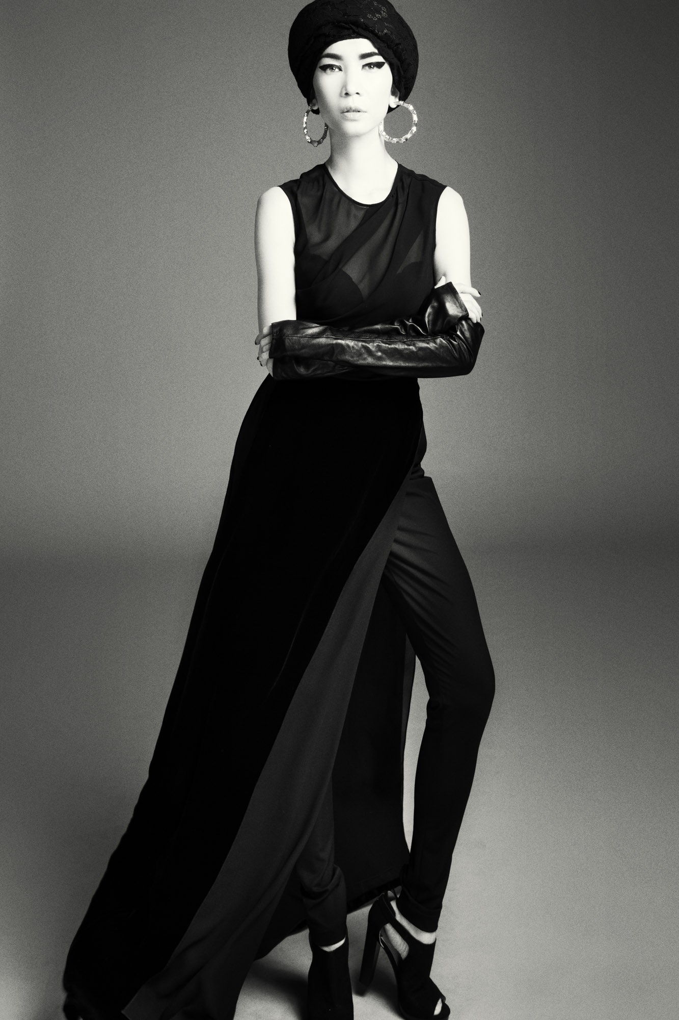 Ngo Thanh Van doi non quai thao anh 6