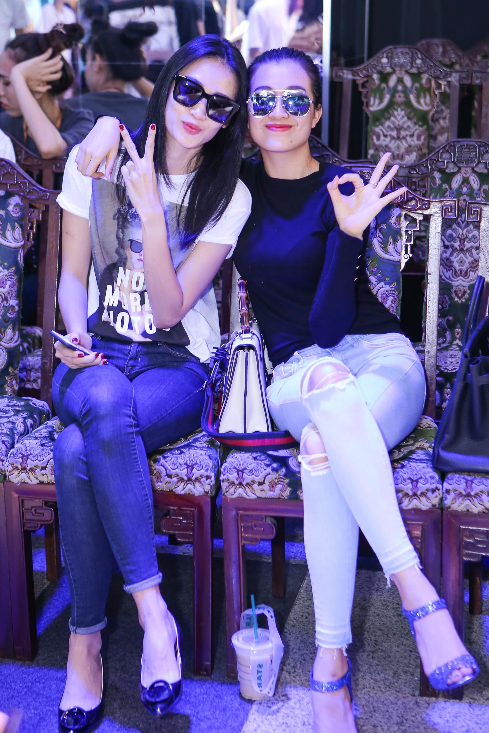 Dan mau mac phong cach tap show cua Adrian Anh Tuan anh 3