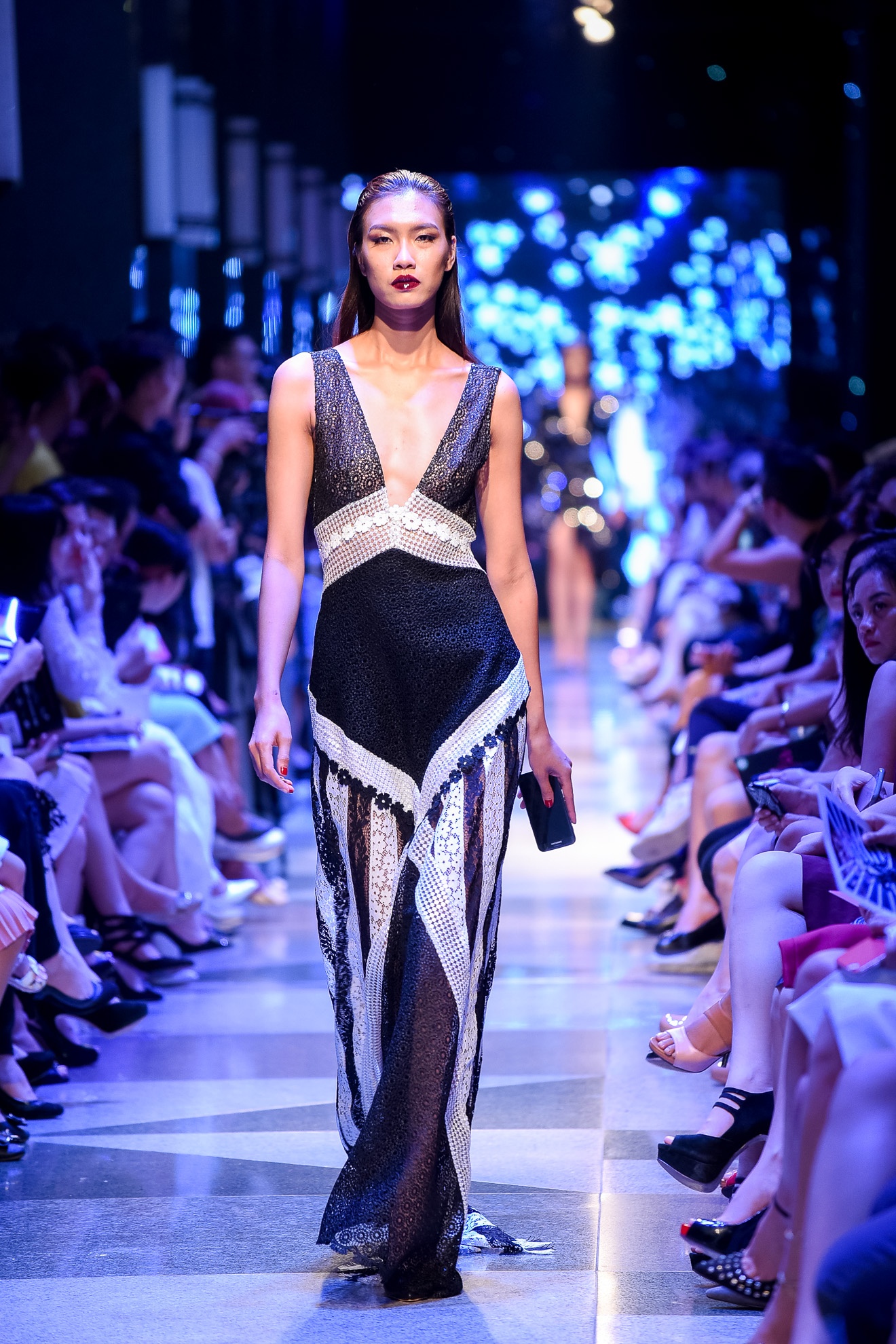 Thanh Hang dien show Adrian Anh Tuan anh 12