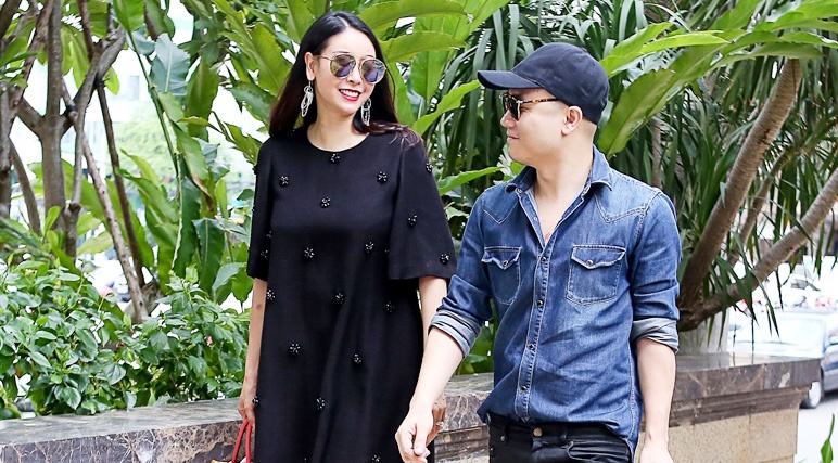Ha Kieu Anh lam MC show Do Manh Cuong hinh anh