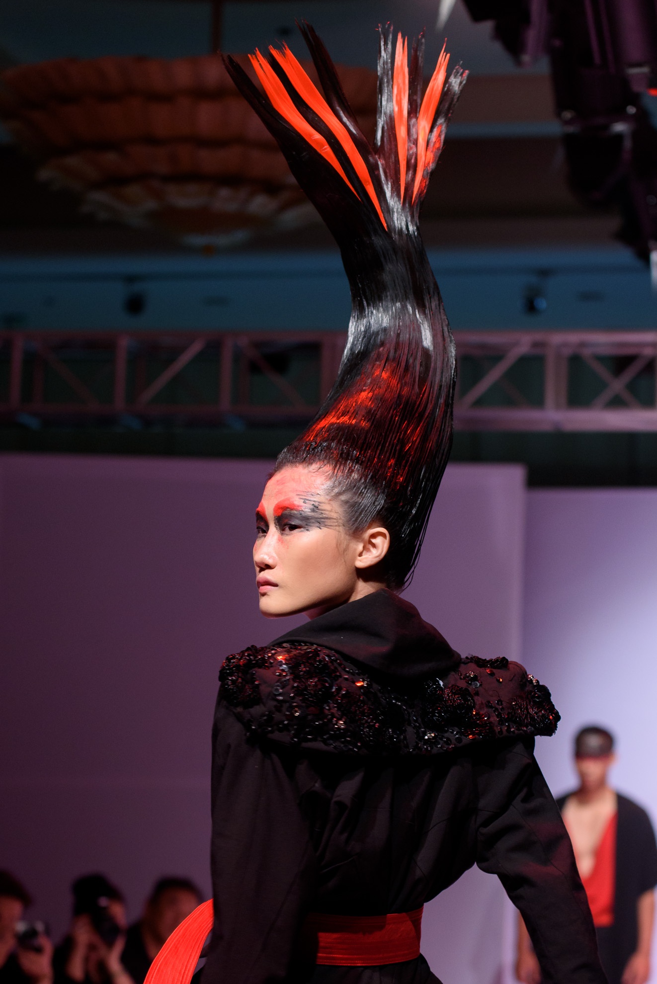 Ha Anh goi cam tren san dien anh 6