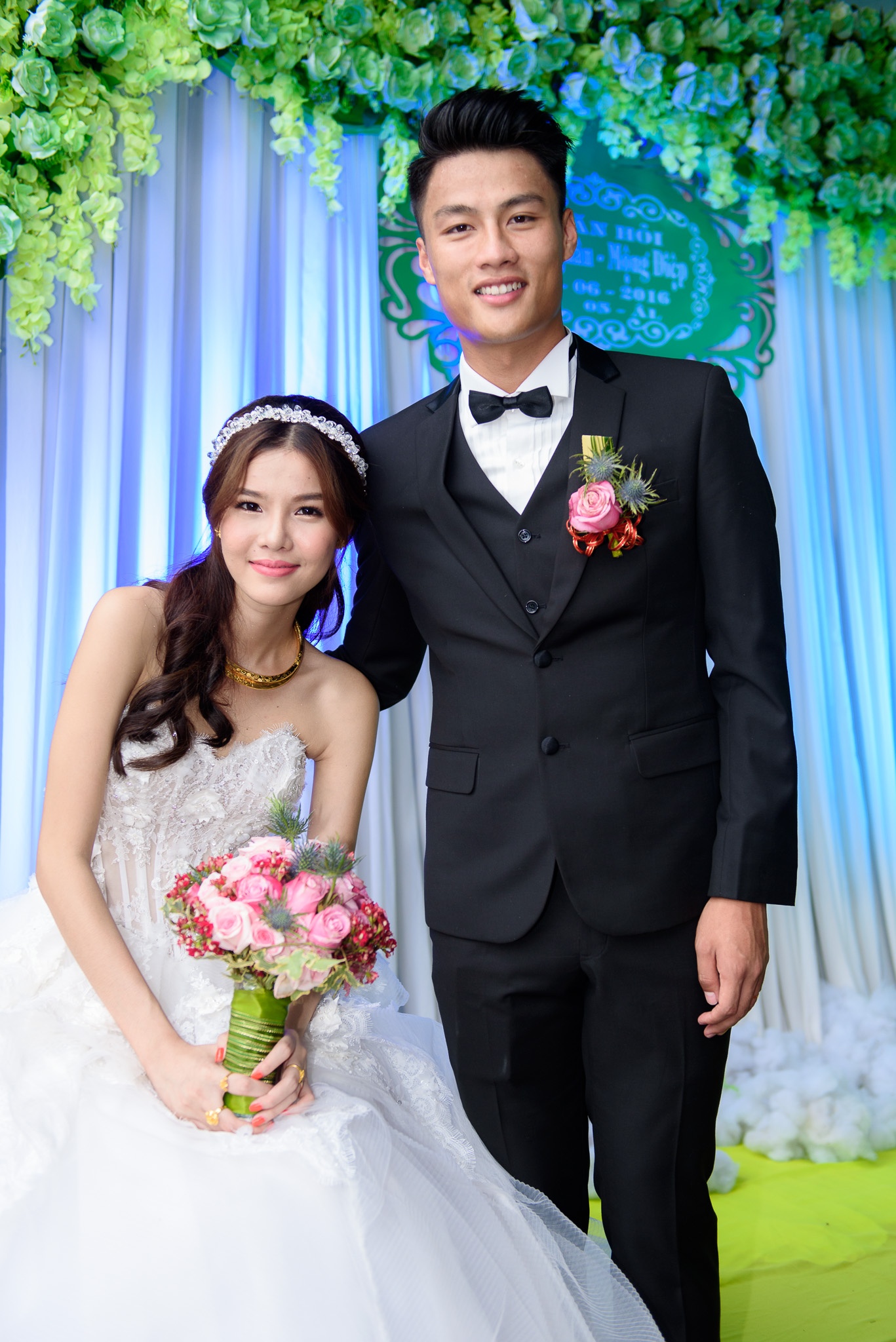 Ky Han hanh phuc ben Mac Hong Quan anh 5