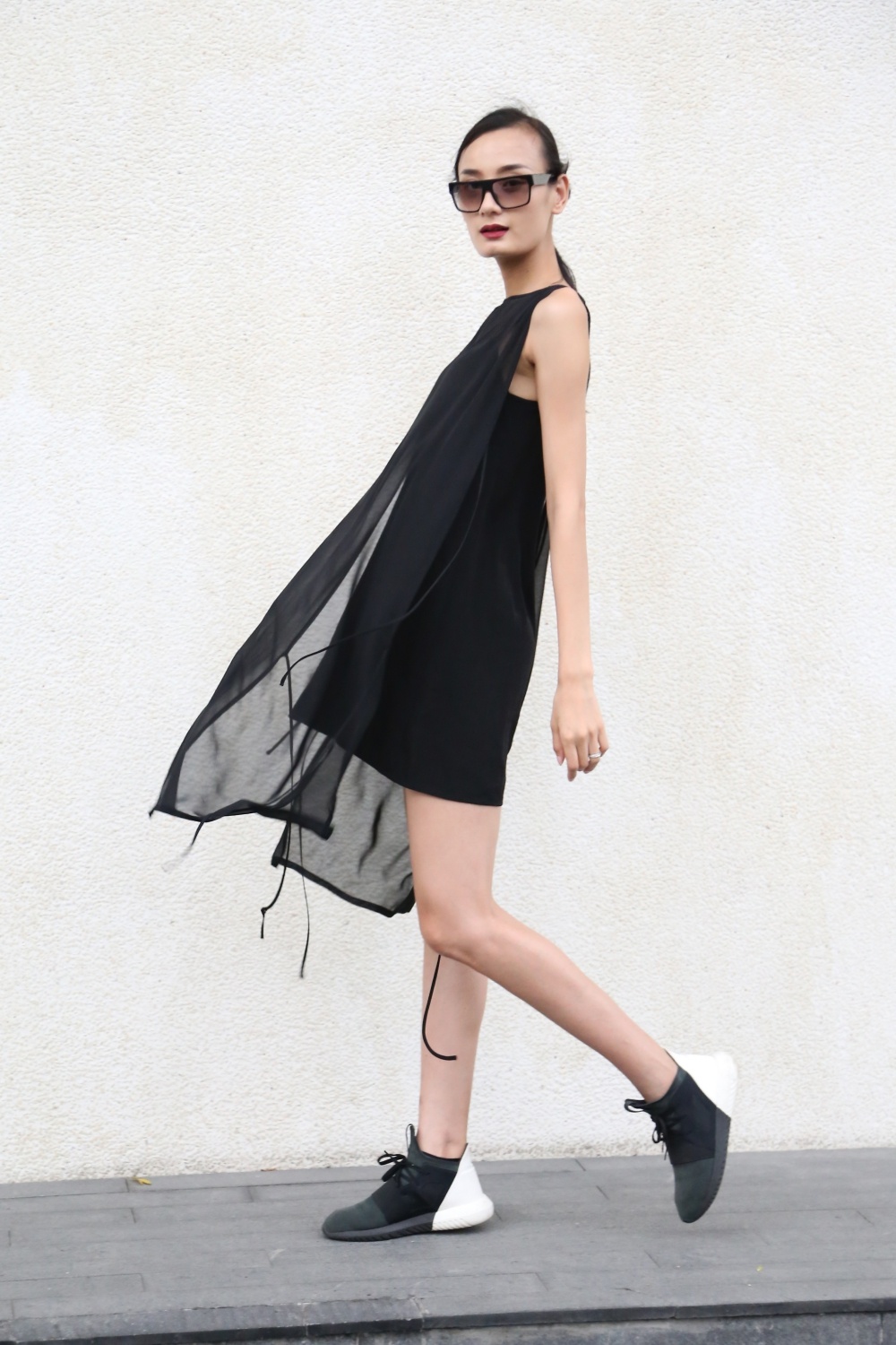 Dan mau mac sanh dieu di tap show Do Manh Cuong anh 1