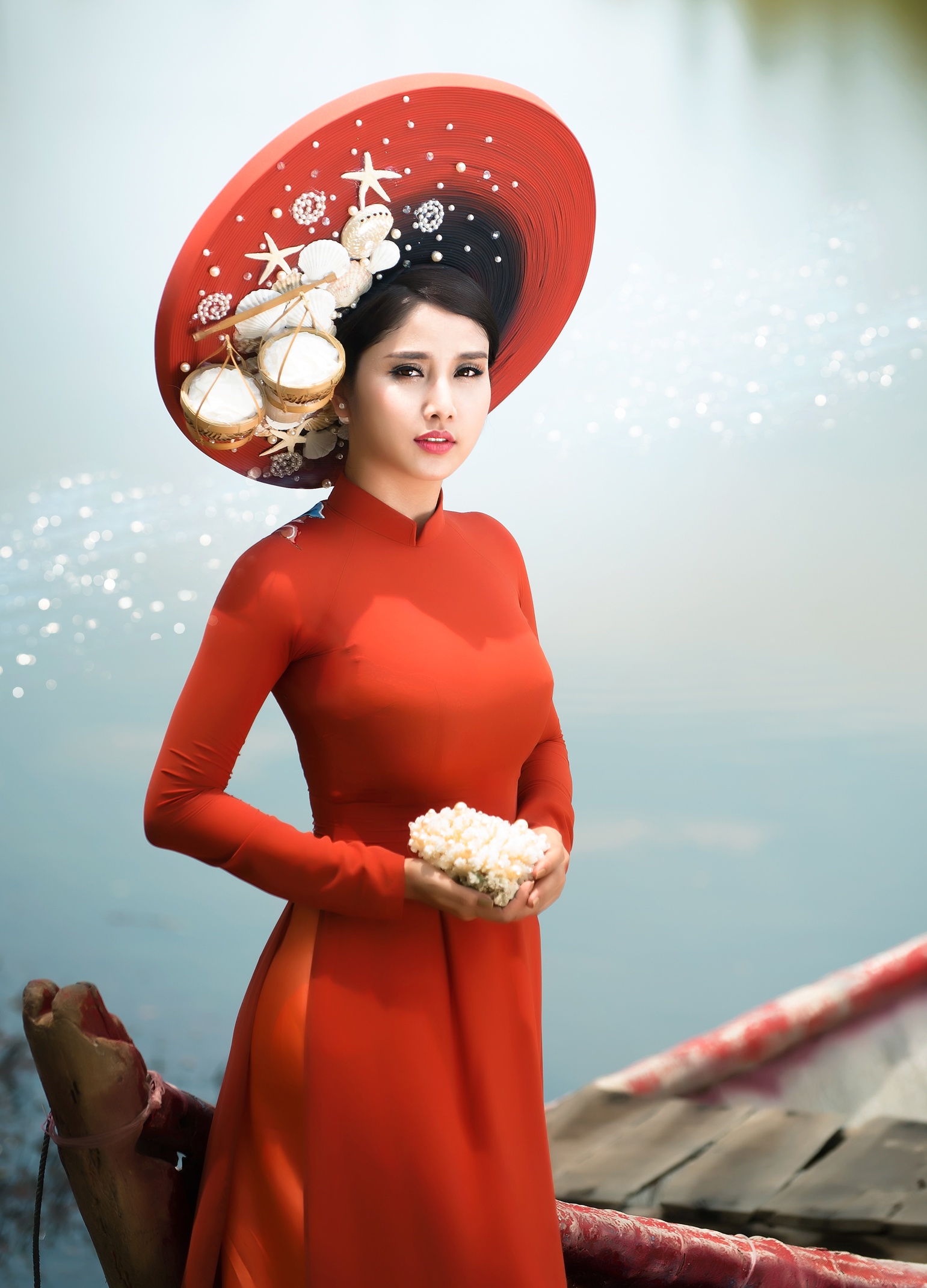 Vo cu Phan Thanh Binh dien ao dai duyen dang anh 1