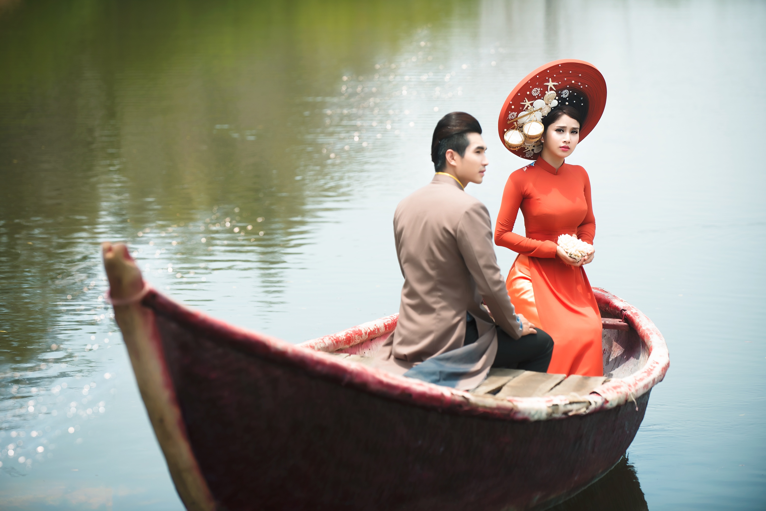 Vo cu Phan Thanh Binh dien ao dai duyen dang anh 3