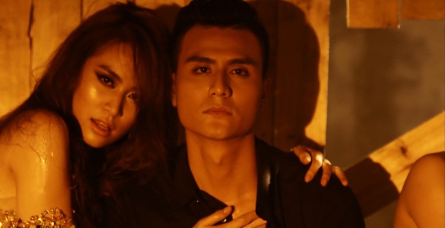 Hoang Thuy Linh - I'm Gonna Break hinh anh