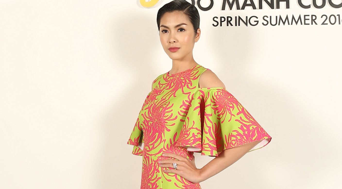 10 trang phuc dep nhat su kien dau thang 6 hinh anh