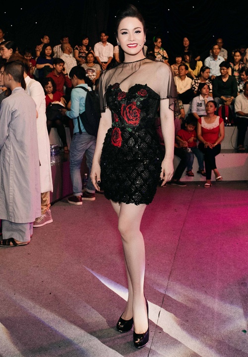 10 bo vay dep tuan qua anh 10