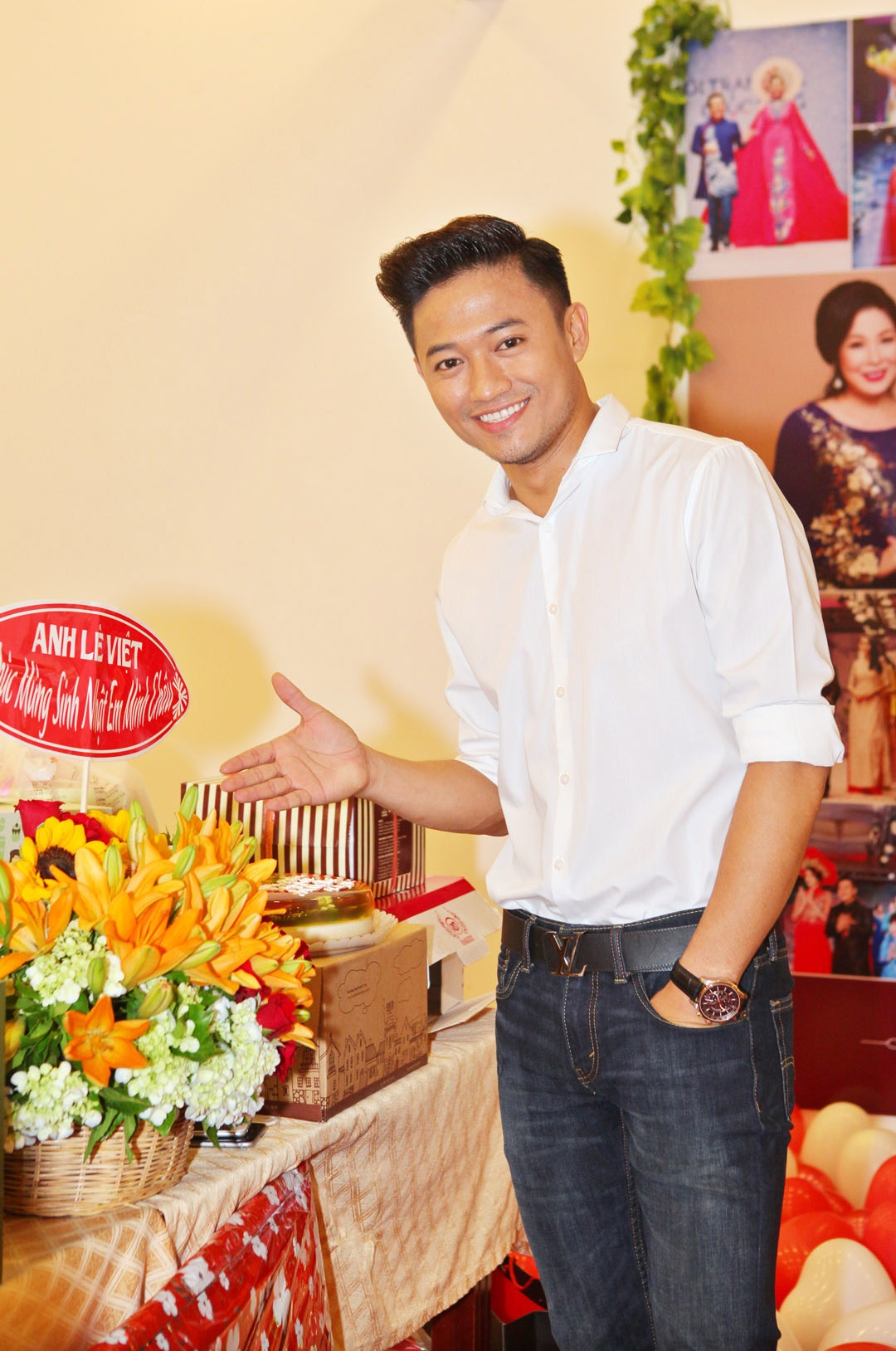 Hong Van dua con gai ut di tiec o TP HCM anh 4