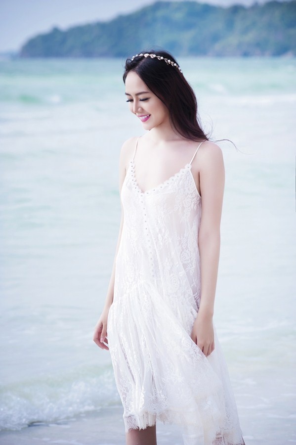 Giai bac Sieu mau goi y trang phuc di bien ngay he anh 2