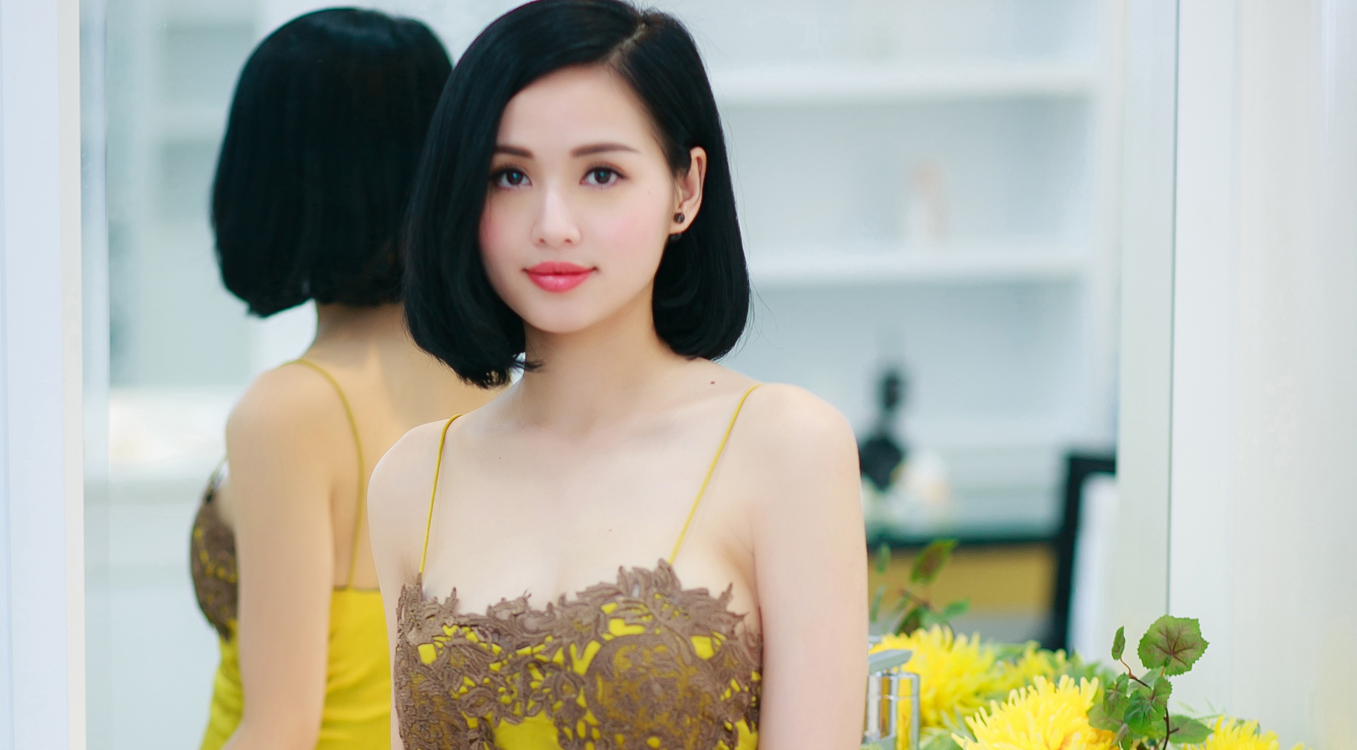 Tam Tit khoe vai tran quyen ru o su kien hinh anh